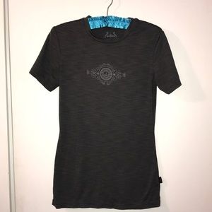 Breathable women’s Prana tee